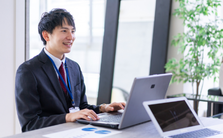 株式会社ファンソレイユ営業